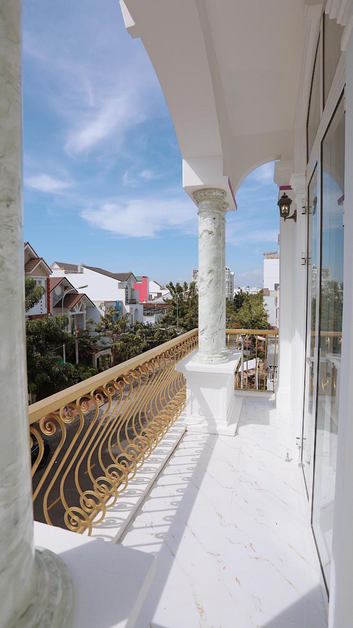 Minh Hoang Hotel - Phan Thiet Ap Binh Hung Esterno foto