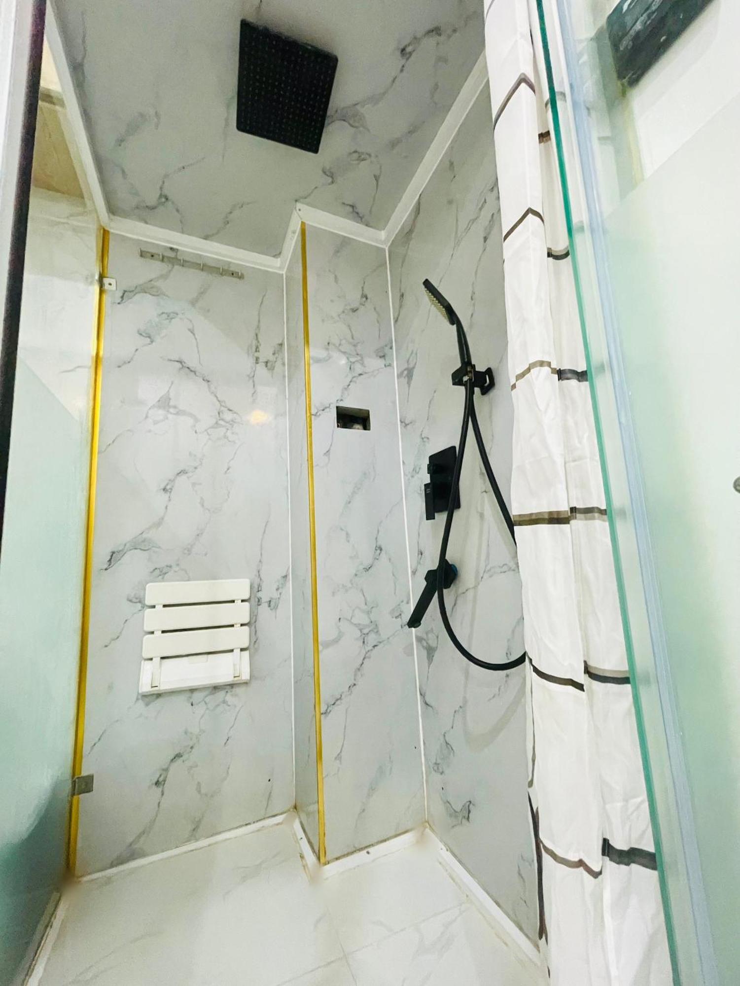 Minh Hoang Hotel - Phan Thiet Ap Binh Hung Esterno foto